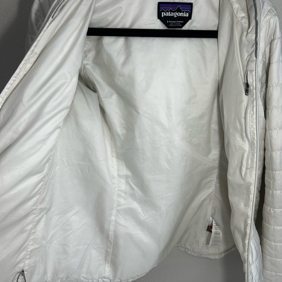 Patagonia Women's White Puffer Jacket - Picture 6 of 6